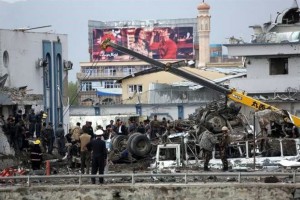 Ataque-suicida-en-Kabul-Foto-AP-702x468