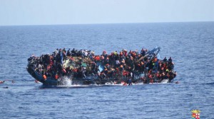 refugiados-naufragio-libia-efe_foto610x342