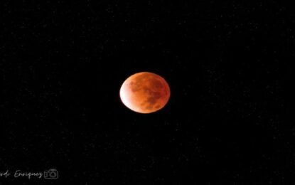 Captan chihuahuenses eclipse lunar, el más largo en años